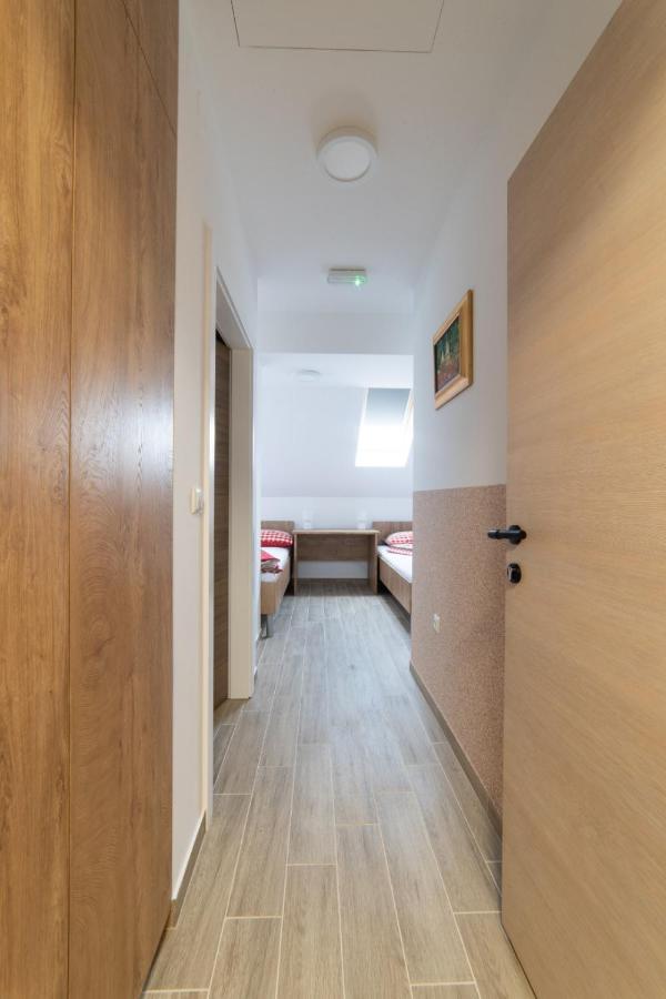 ז'ופניה Apartmani Spoljar מראה חיצוני תמונה